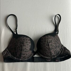 Victoria's Secret Black and Rose Lace Push-Up Bra